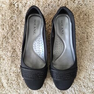 Solanz Camara Womens Sz 7.5M Black Slip On Comfort Shoe  **Excellent Condition**